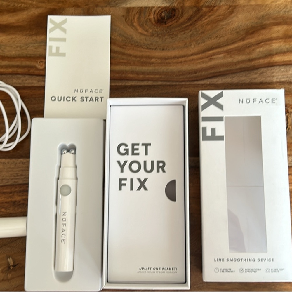 NuFace Fix - Line smoothing device